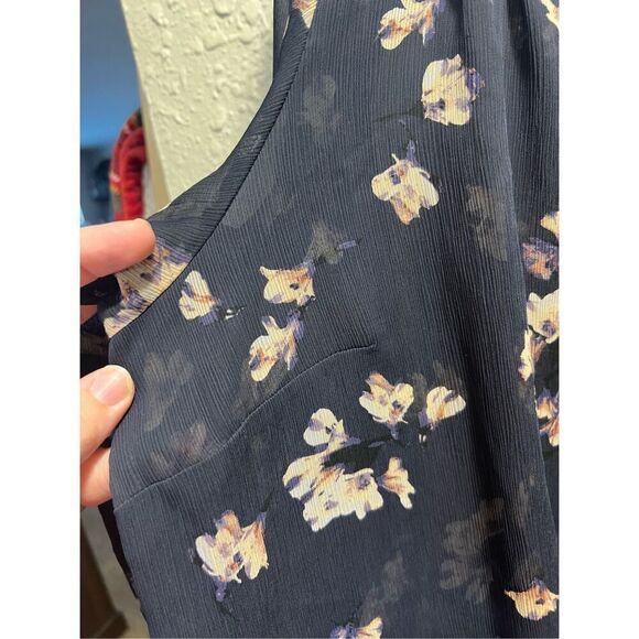 Liz Claiborne Floral Blouse Woman’s Size 3X - Picture 7 of 9